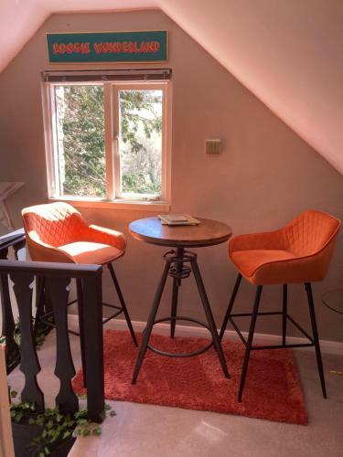 The Cottage And The Loft