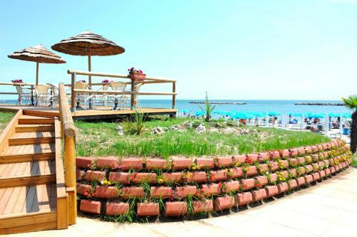 Aparthotel Airone Bianco Residence Village