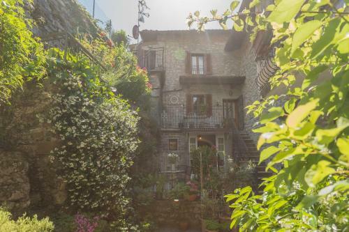 Apartamento Lezzeno Romantic House With Jacuzzi By Rent All Como