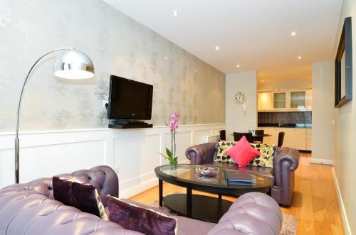 Jameson Court Apartments