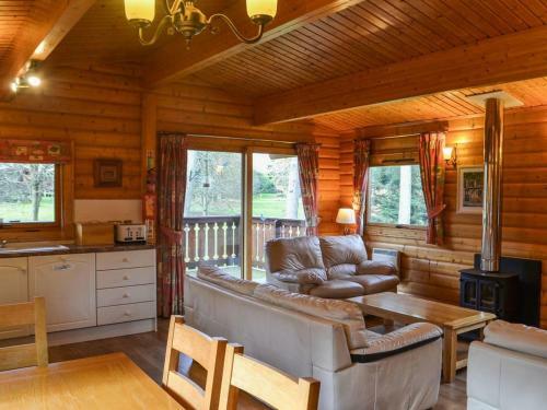 Cosy Lodge - Uk37418