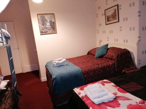 Hostal Overton Villa Guest House