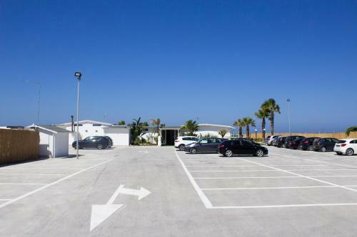 Hostal Aurora Beach & Suite