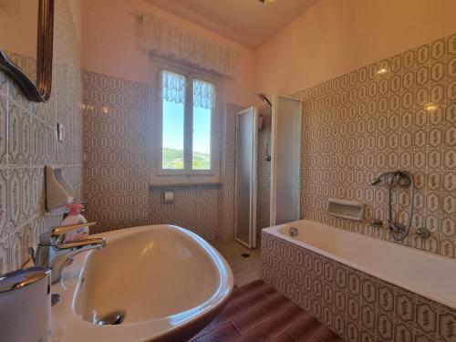 Splendid Independent Villa Surrounded By Nature In Marliana-pt