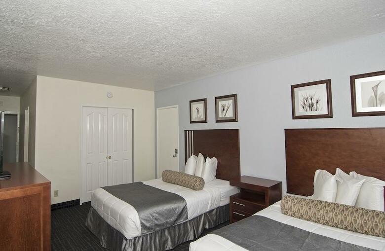 Hotel Beachcomber Beach Resort