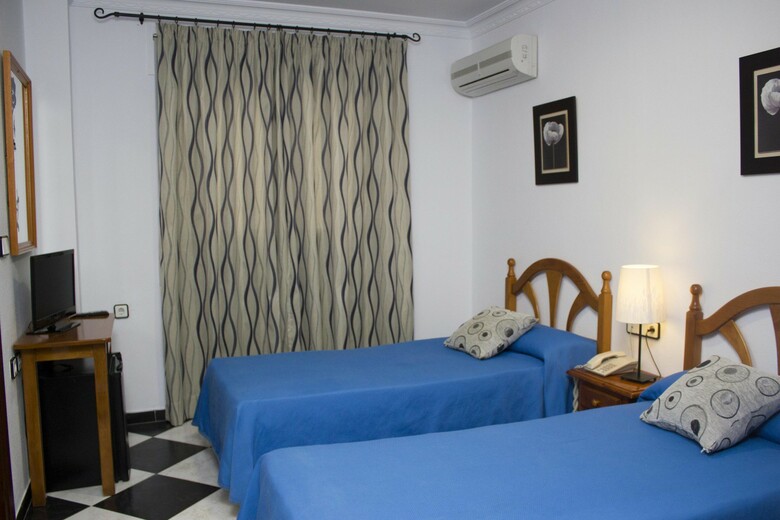 Hotel Oasis
