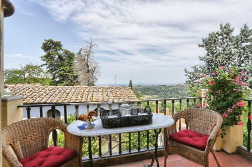 Bed & Breakfast Charming Villa Marcialla