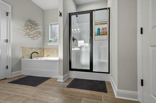 Central, New & Modern: Your Space Away From Home!!
