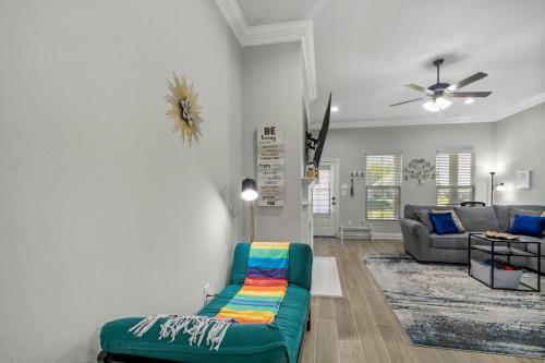 Central, New & Modern: Your Space Away From Home!!