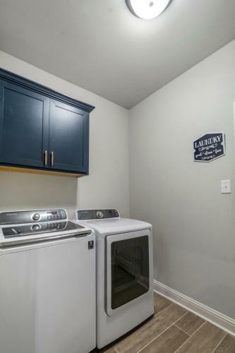 Central, New & Modern: Your Space Away From Home!!
