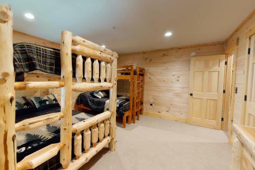Kings Landing Cabin