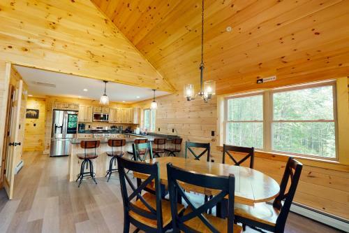 Kings Landing Cabin