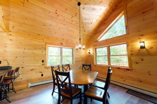 Kings Landing Cabin
