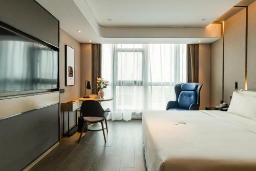 Atour Hotel Suzhou North High-speed Railway Station
