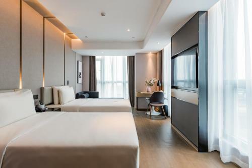 Atour Hotel Suzhou North High-speed Railway Station