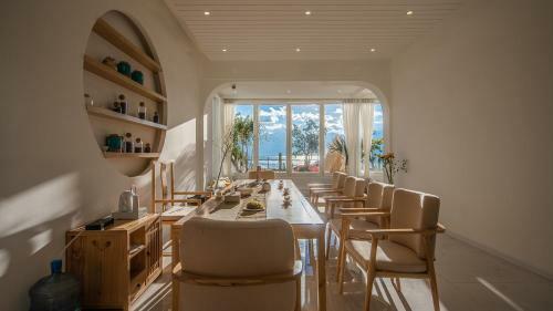 Aparthotel Alice Garden Sea View B&B