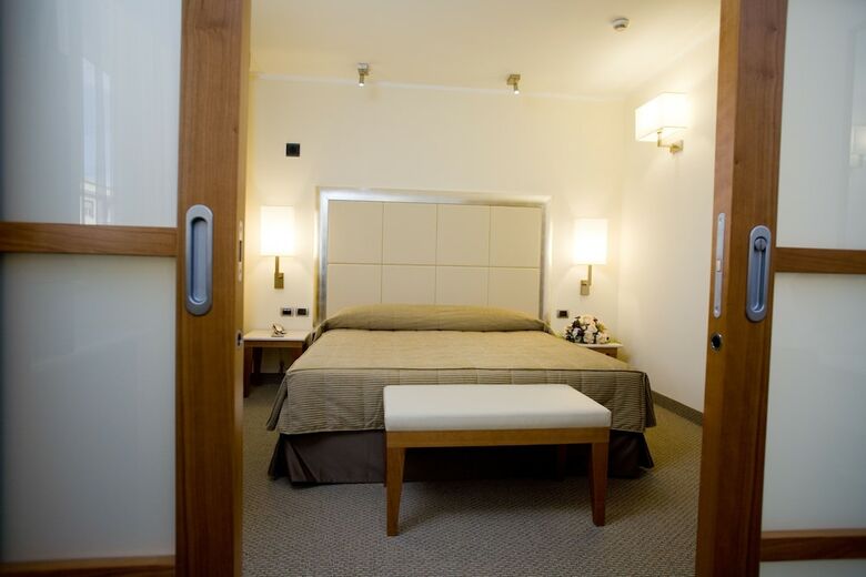 Hotel Airone