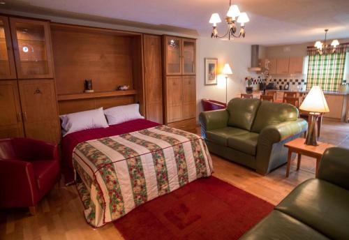 Forelands Holiday Houses