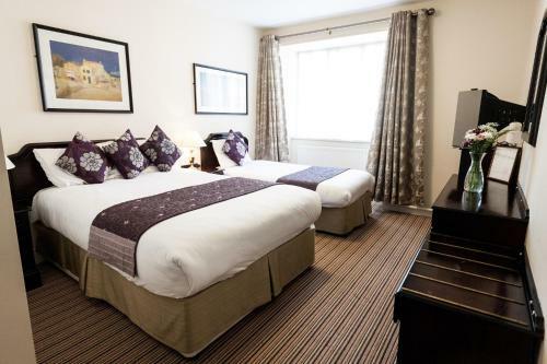 Munster Arms Hotel