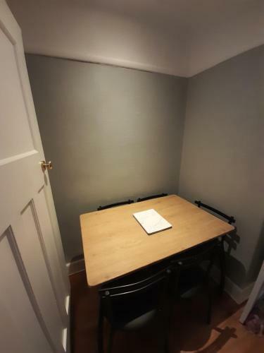 Cosy 4 Bed House 15 Min To Manchester Centre