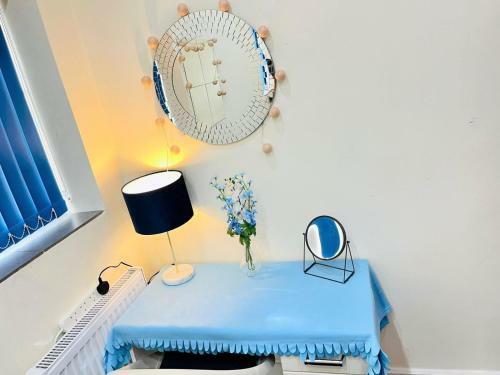 Apartamento Bijou Full Flat With A Private Kitchen And Bathroom - Free Parking