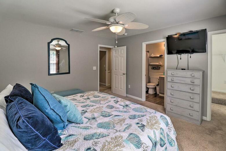 Beach House W/ Kayaks & Shared Boat Ramp Access