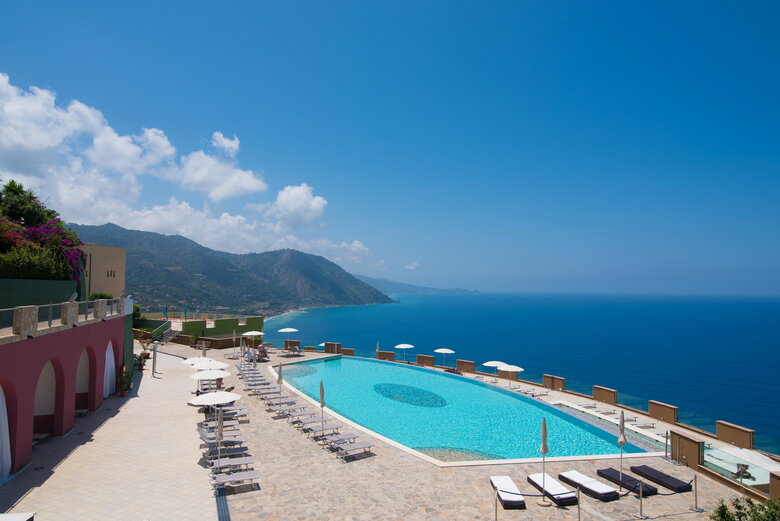 Hotel Falconara Charming House & Resort