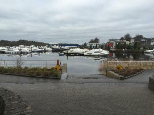 Leitrim Lodge Hotel