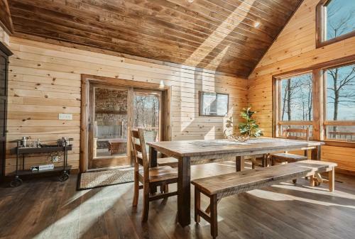Water & Mountain Retreat