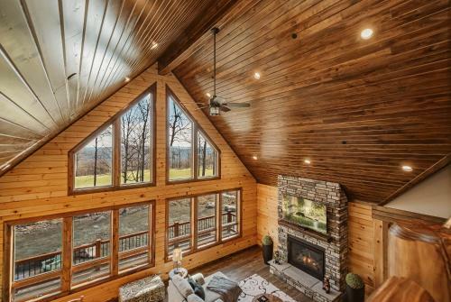 Water & Mountain Retreat