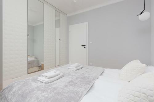 Bemowo Coopera Apartment Parking & Taras By Renters Prestige
