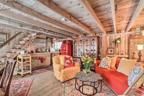 Cozy Cape Cod Carriage House About 1 Mi To Beach