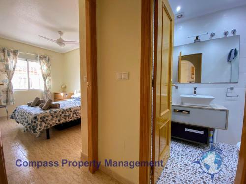 First Floor 2 Bedroom Apartment Near Emerald Isle Lf13