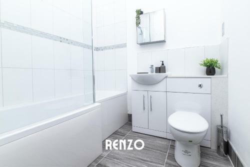 Stunning 2 Bed Apartment With Free Parking & Wifi