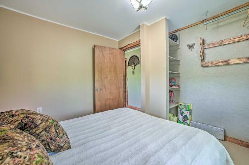 Secluded Getaway Near Orv, Equestrian Trails!