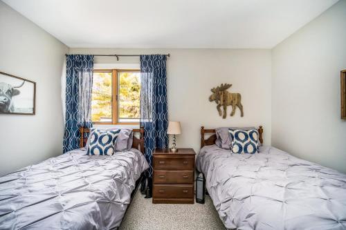 Hideaway Valley Condo 71