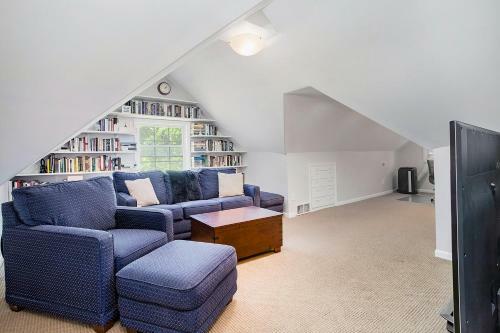 Six Pines Cottage
