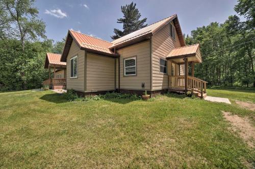 Spacious House On Half Acre Less Than 3 Mi To Beach!