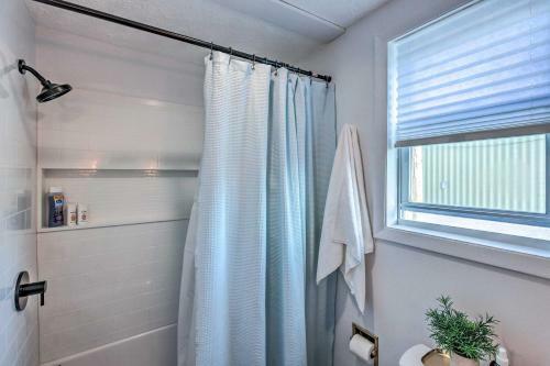 Updated Traverse City Home - Steps To Bay!