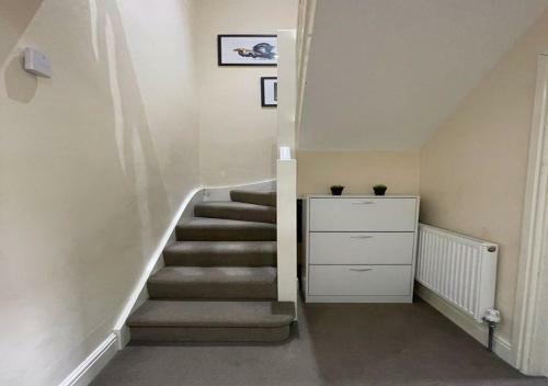 Apartamento Crozy Flat On Cowley Close To Pubs And Restaurants