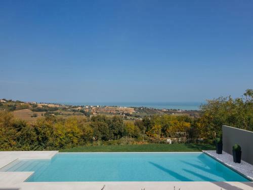 Luxurious Villa In Civitanova Marche With Private Pool