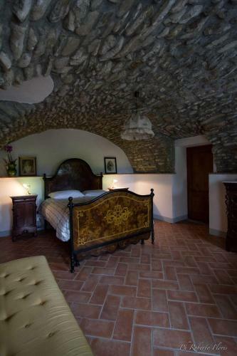 Coriana Apartments & Villas