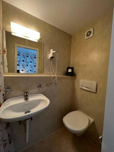 Posada Smartroom Hotel R�ssli Hunzenschwil