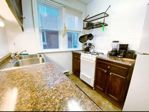 Apartamento (55.1s) Experience A True Stl Visit!