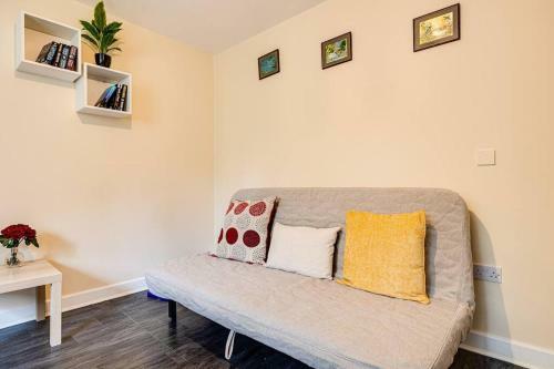 Lovely 1-bedroom Apartment In Rotherham