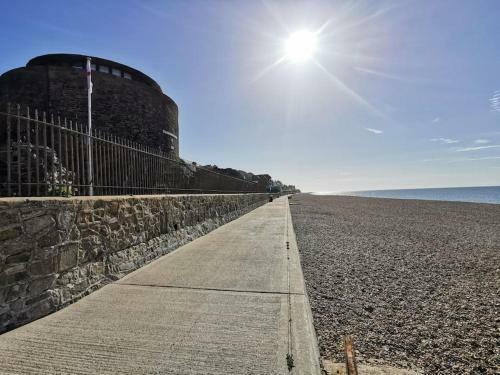 Apartamento Shore Thing - Just A Stones Throw From The Beach