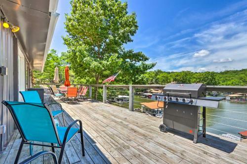 Waterfront Sunrise Beach Getaway With 3 Decks!