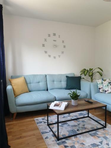 Cheerful 1 Private Room-ensuite With Free Parking