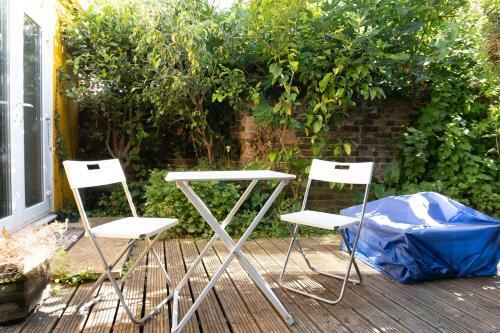 Studio Apartment W/ Private Garden Near Albert Rd