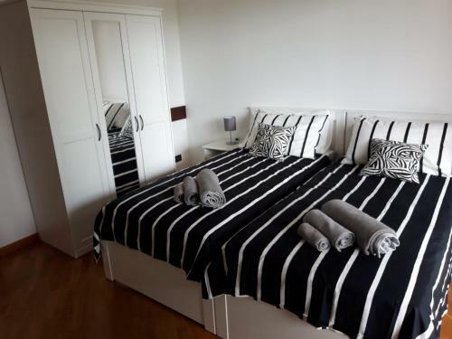 Hostal Bedandbreakfast Eni Torri Lombarde San Donato Bbqueen